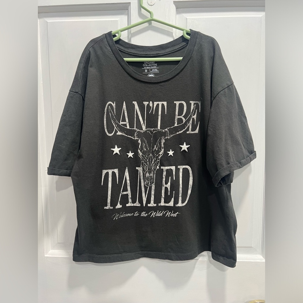 ORGANIC GENERATION Gray Graphic Tee TShirt Cuffed Sleeves SIZE SMALL Pre Loved